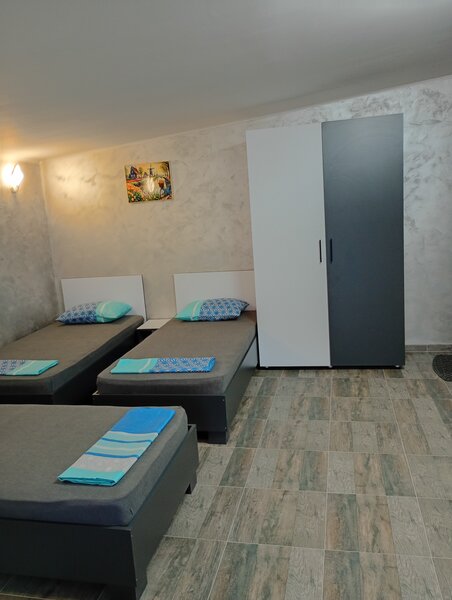 Inchiriere cazare pentru echipe de muncitori!